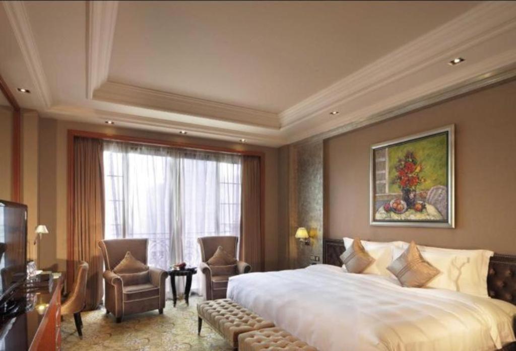 Chateau Starriver Guangzhou Peninsula Exteriör bild