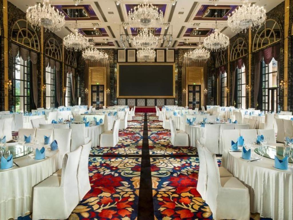 Chateau Starriver Guangzhou Peninsula Exteriör bild